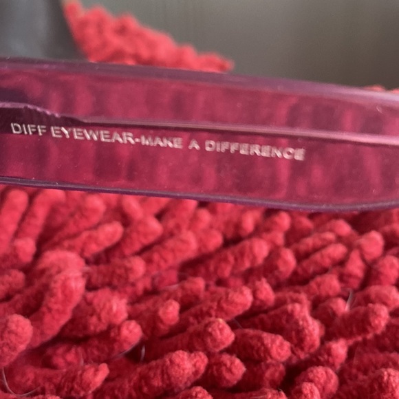 DIFF Luna Polarized Purple Sunnies (NWT) - Picture 5 of 7